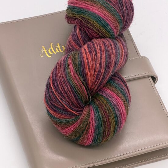Dundaga Wool / Wild Raspberry