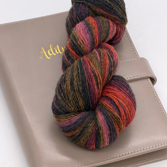 Dundaga Wool / Berry Thicket